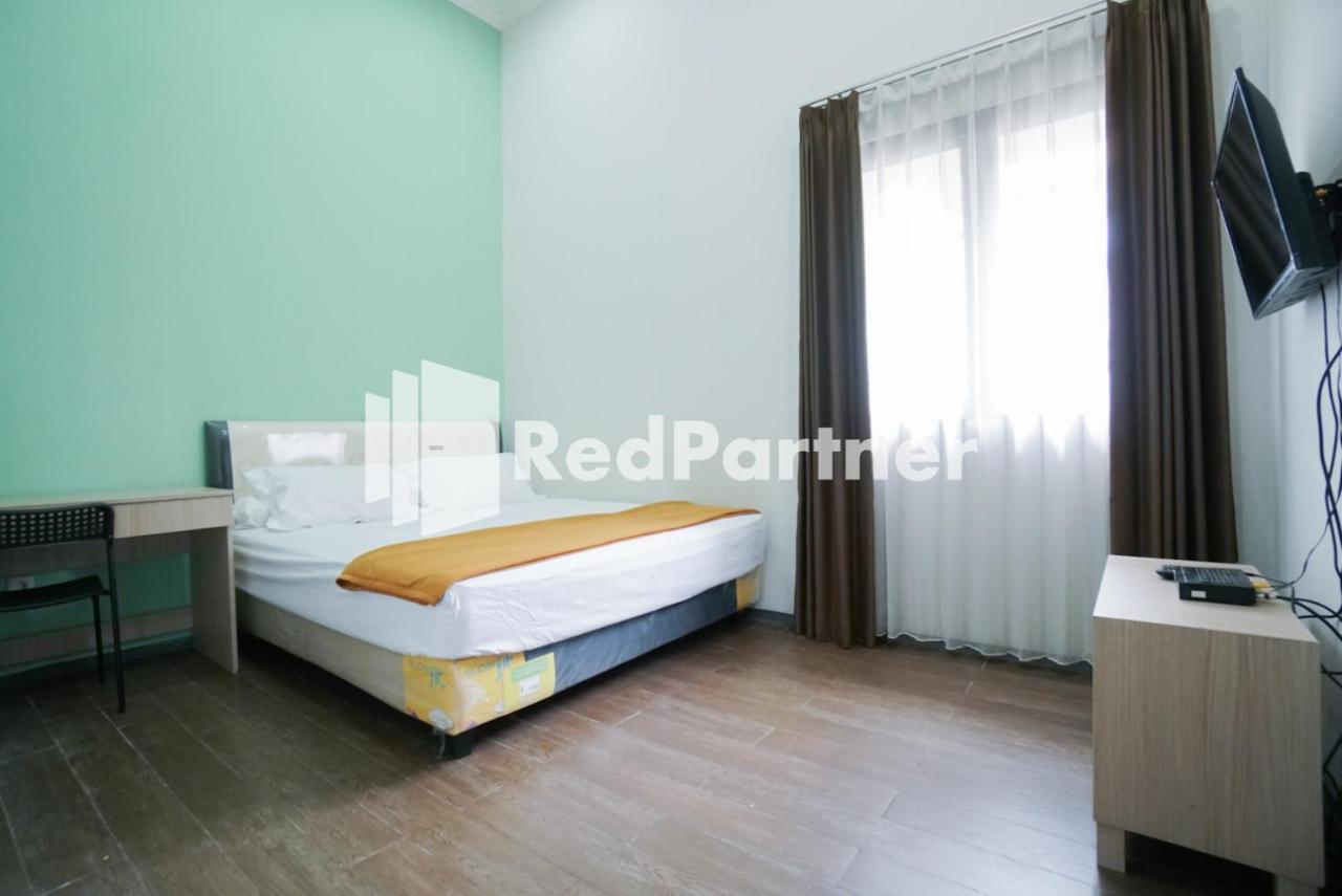 Hotel Toba Mansion Syariah Near Benhil Redpartner Yakarta Exterior foto